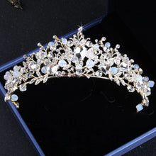 Cargar imagen en el visor de la galería, Baroque Crystal Bridal Jewelry Set Vintage Gold Color Rhinestone Wedding Tiara Crown Necklace Earring Set For Women Bride Gift