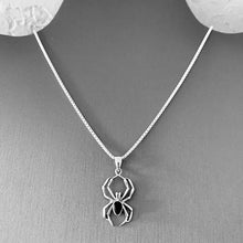 Carica l&#39;immagine nel visualizzatore di Gallery, Silver Color Spider Animal Pendant Necklace for Girls Chain Necklace Accessories t102