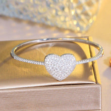 Charger l&#39;image dans la galerie, 5A Cubic Zirconia Pave Love Heart Charm Women Bangles with Safety Clasp cw17 - www.eufashionbags.com