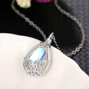Fashion Butterfly and Flower Pendant Necklace for Women hn11 - www.eufashionbags.com